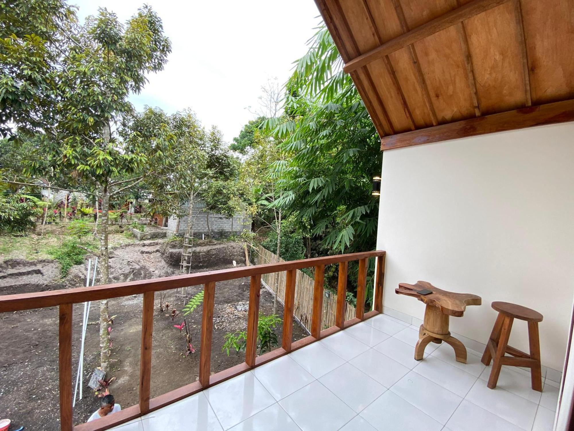 Avocado Homestay Tetebatu Exterior photo
